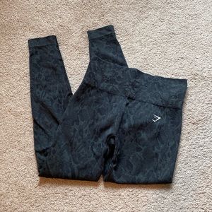 Gymshark Adapt Animal (Butterfly) Size Small